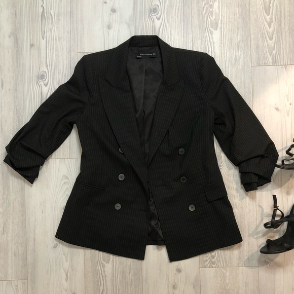 Zara Jackets & Blazers - Zara Pinstripe Blazer 🌚